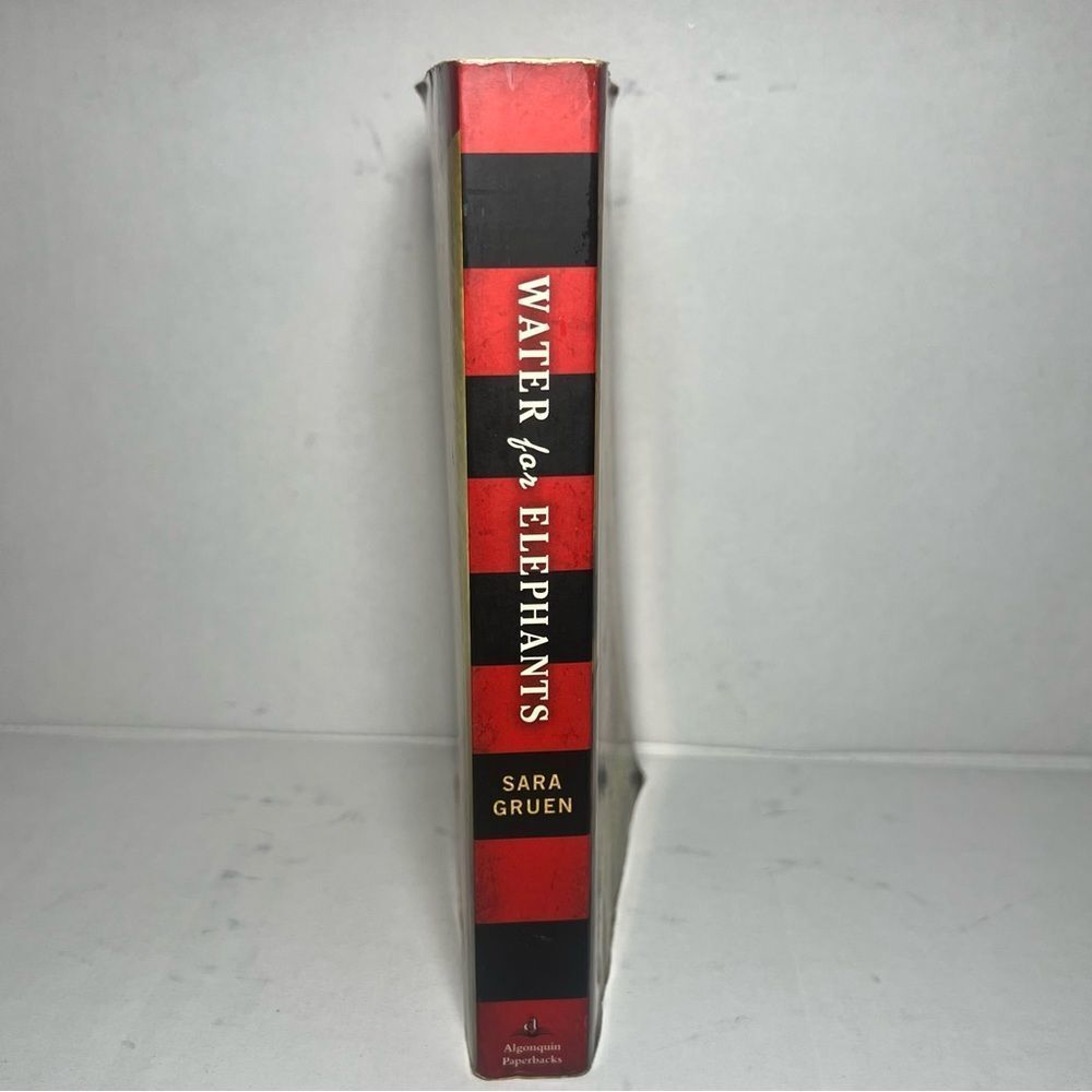 Water for Elephants Novel Paperback Historical Romantic Depression Era 1930’s - Picture 4 of 8